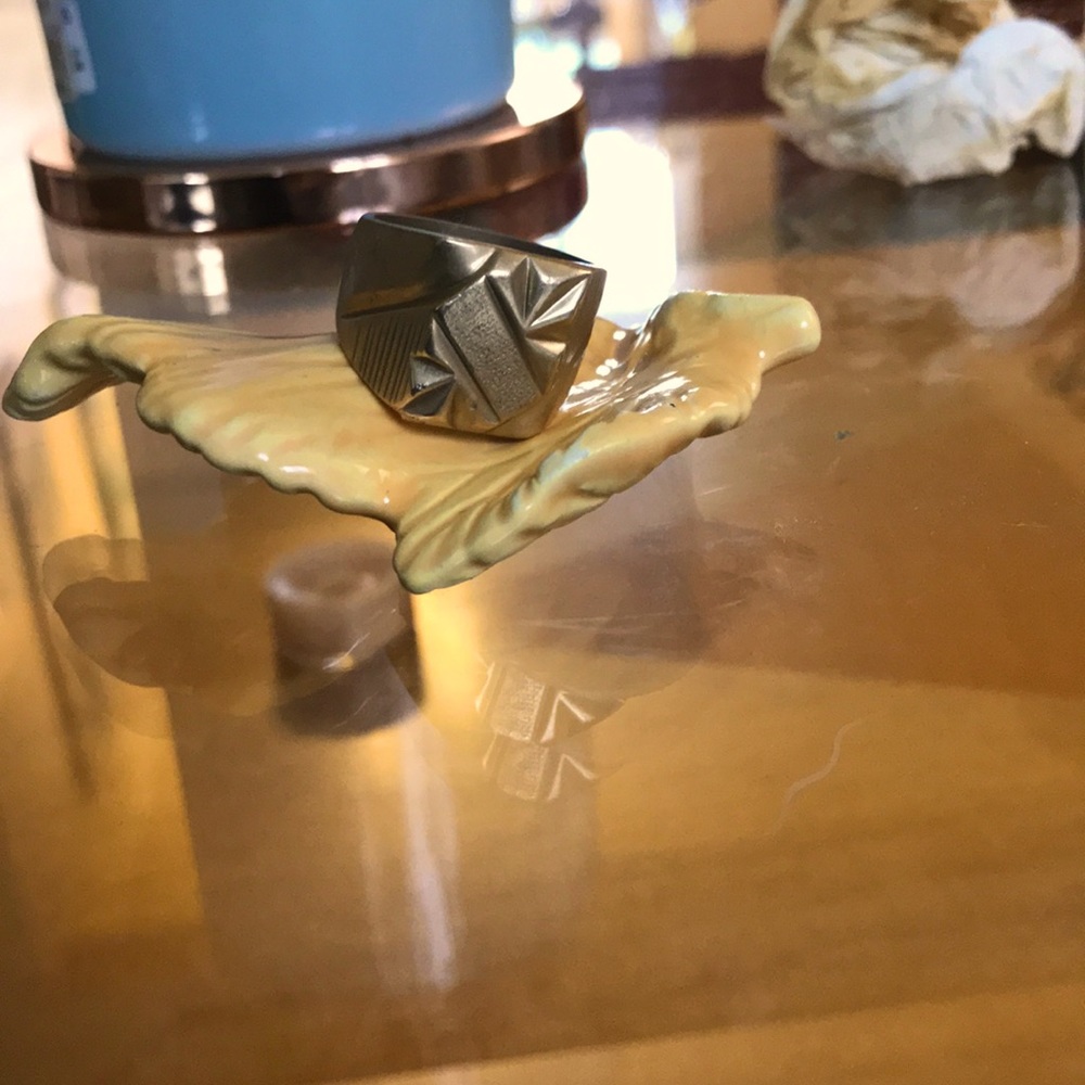 18karat gold ring